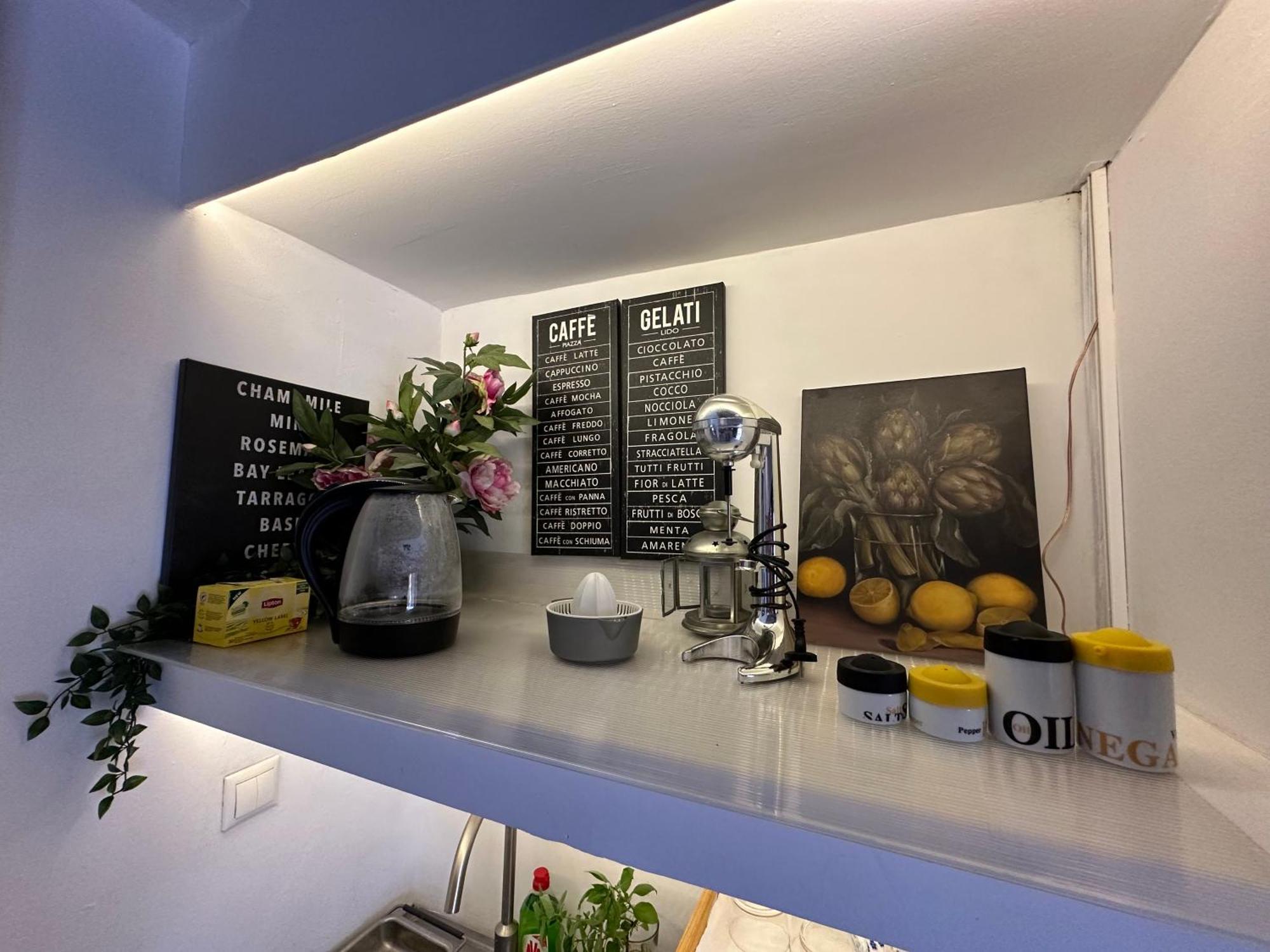 Bright Studio 4 A Short Stay Near Oaka - Iaso - Ygeia - Mitera Hospitals Αθήνα Εξωτερικό φωτογραφία