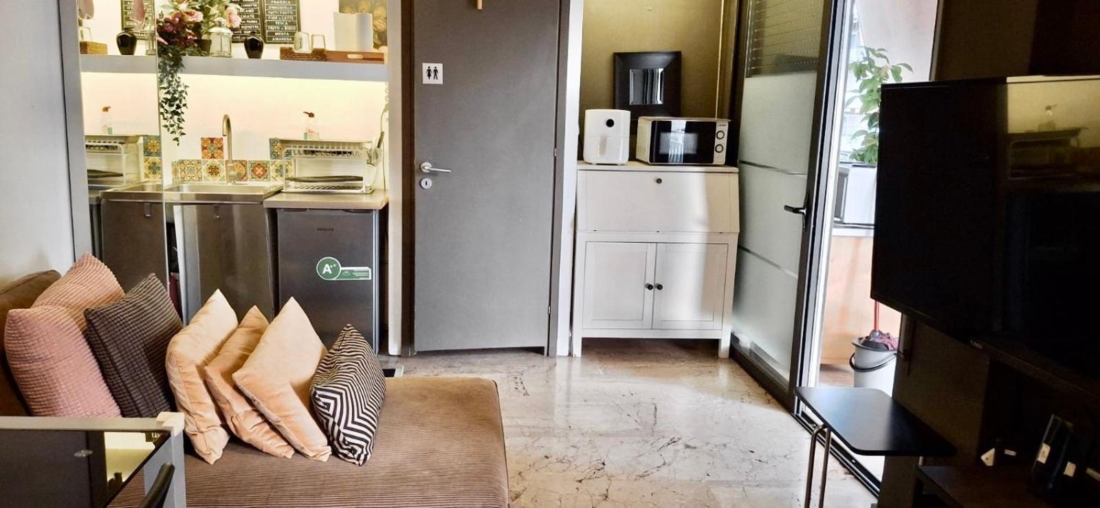 Bright Studio 4 A Short Stay Near Oaka - Iaso - Ygeia - Mitera Hospitals Αθήνα Εξωτερικό φωτογραφία